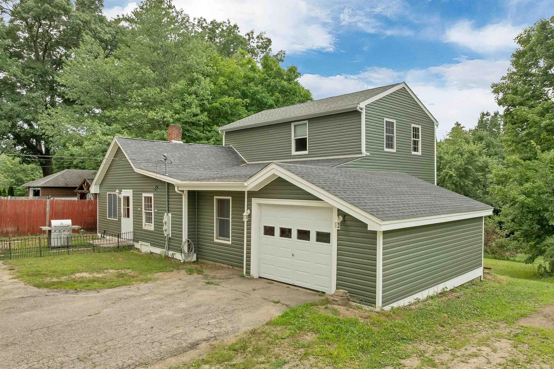 36 Highland Street Hudson NH 03051