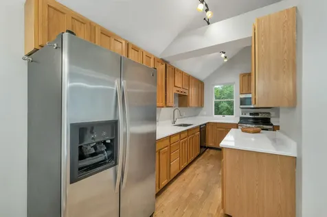 36 Highland Street Hudson NH 03051