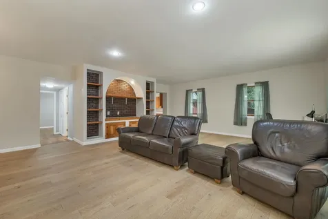 36 Highland Street Hudson NH 03051