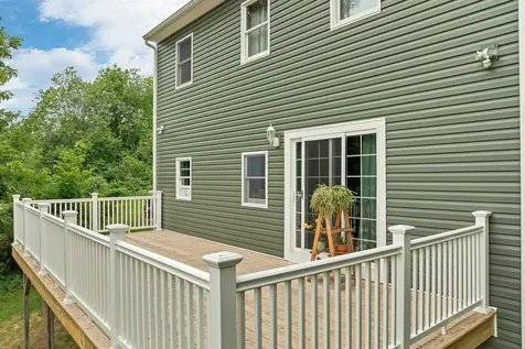 36 Highland Street Hudson NH 03051