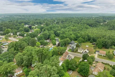 36 Highland Street Hudson NH 03051