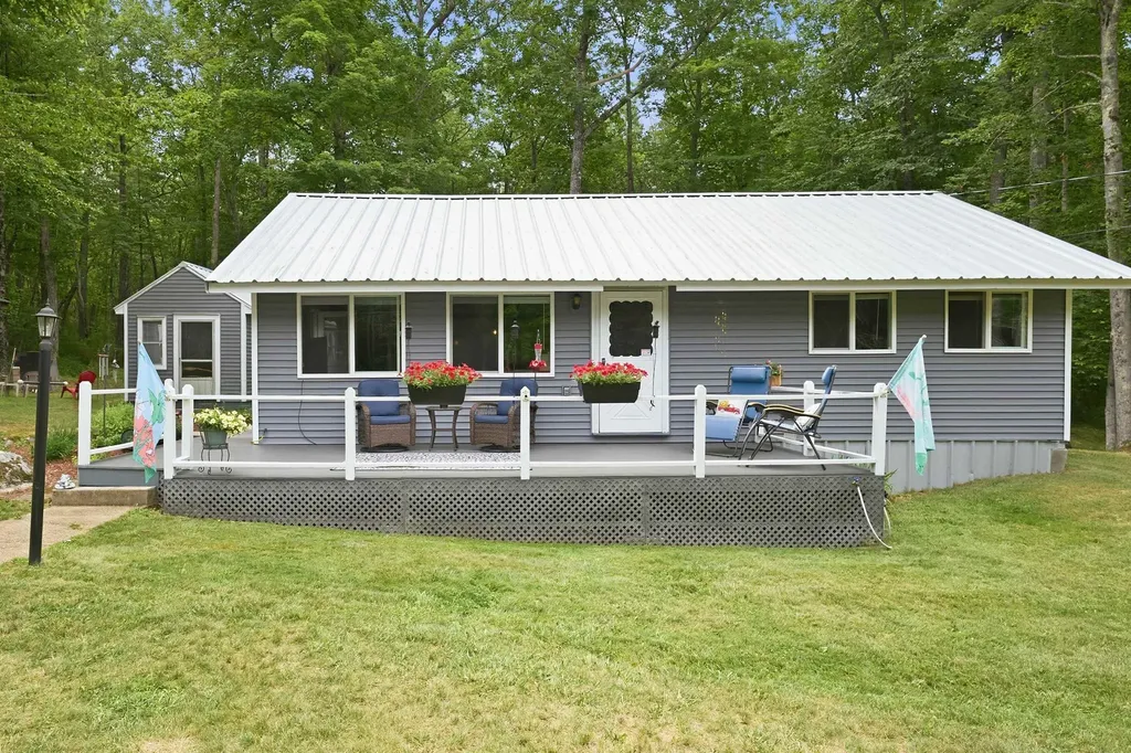 53 Deer Run Lane Moultonborough NH 03254