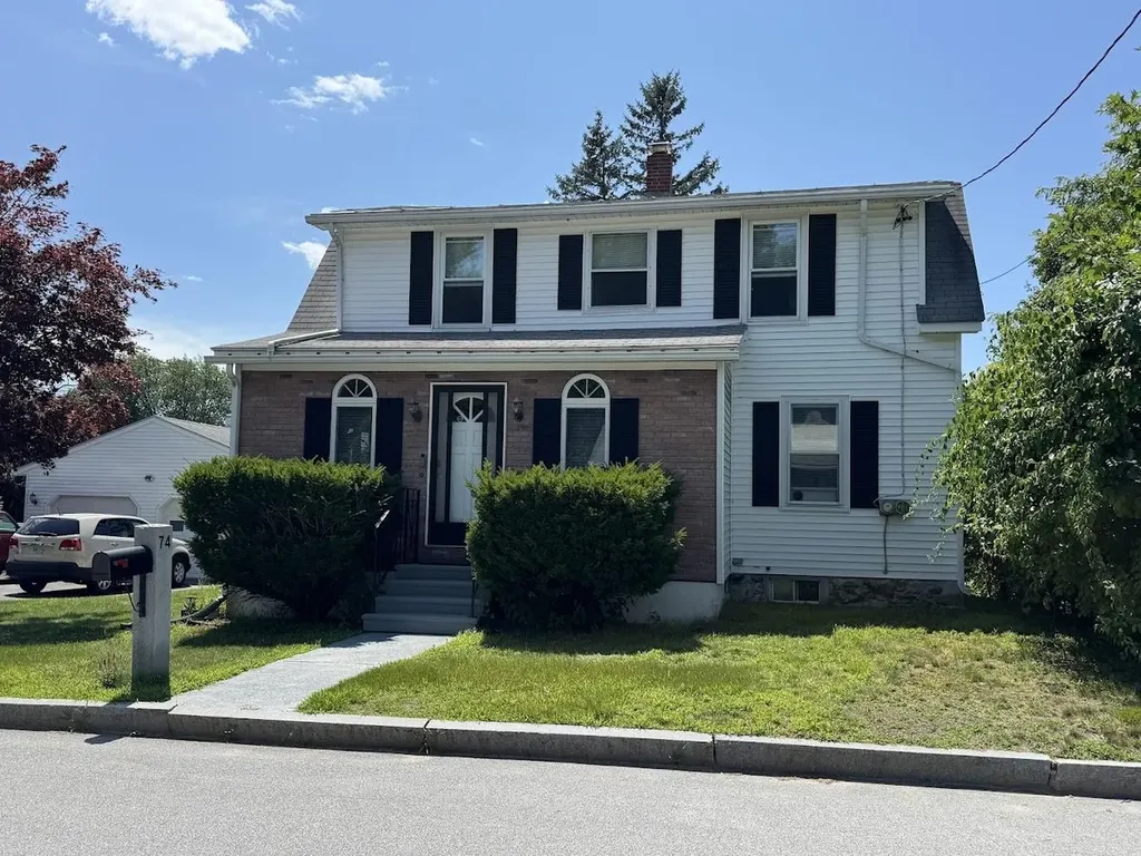 74 Hobart Street Manchester NH 03104