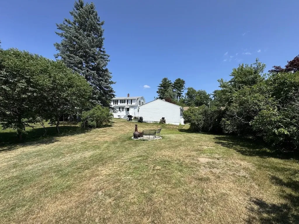74 Hobart Street Manchester NH 03104
