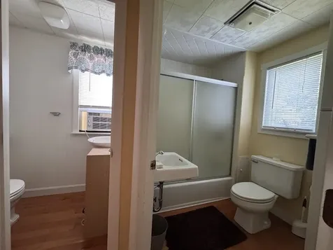 74 Hobart Street Manchester NH 03104