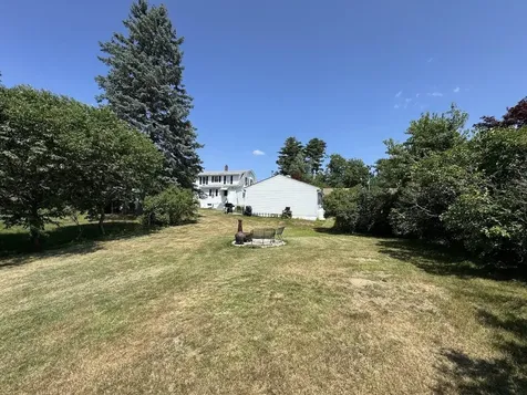 74 Hobart Street Manchester NH 03104