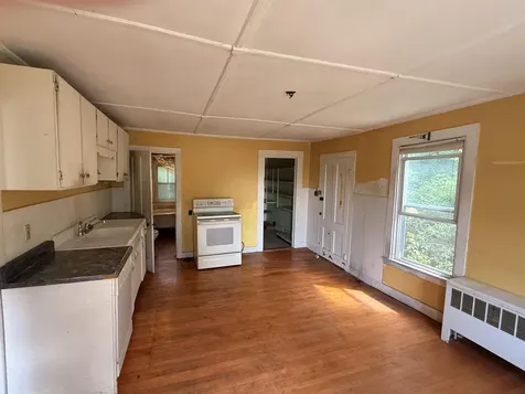 50 Carver Street Brandon VT 05743-1076