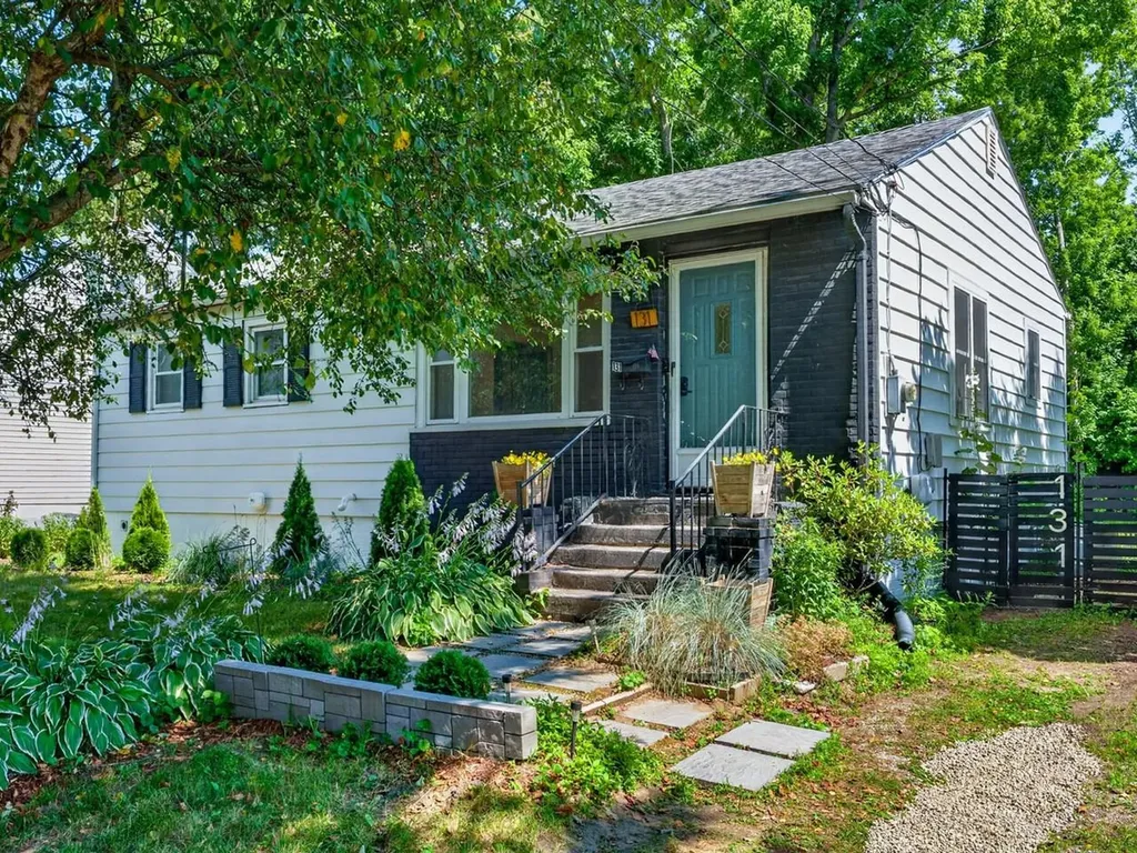 131 Iroquois Avenue Essex Junction VT 05452