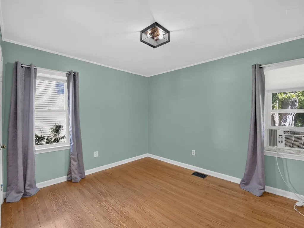 131 Iroquois Avenue Essex Junction VT 05452