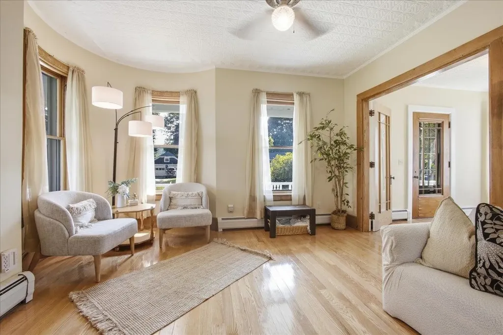 18 Randall Street Waterbury VT 05676