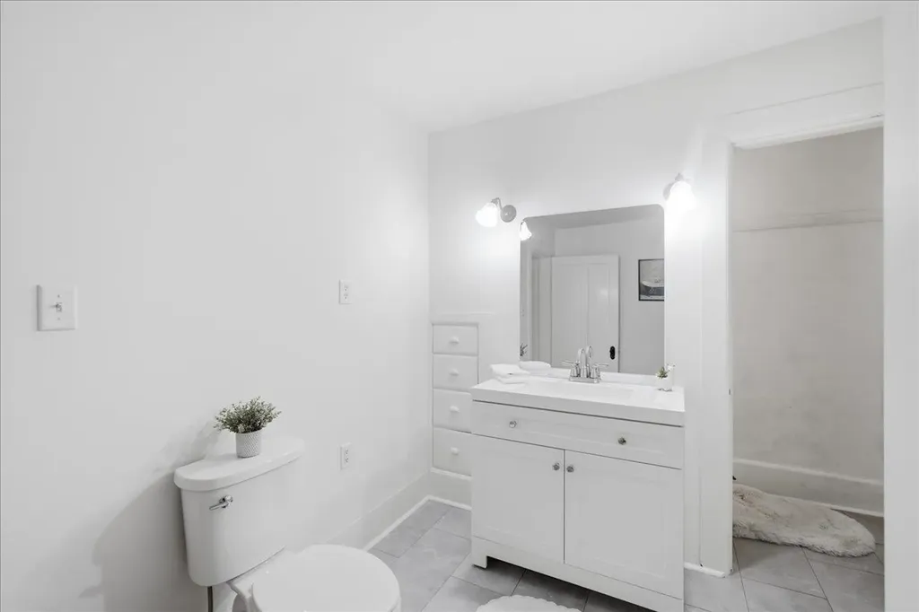 18 Randall Street Waterbury VT 05676