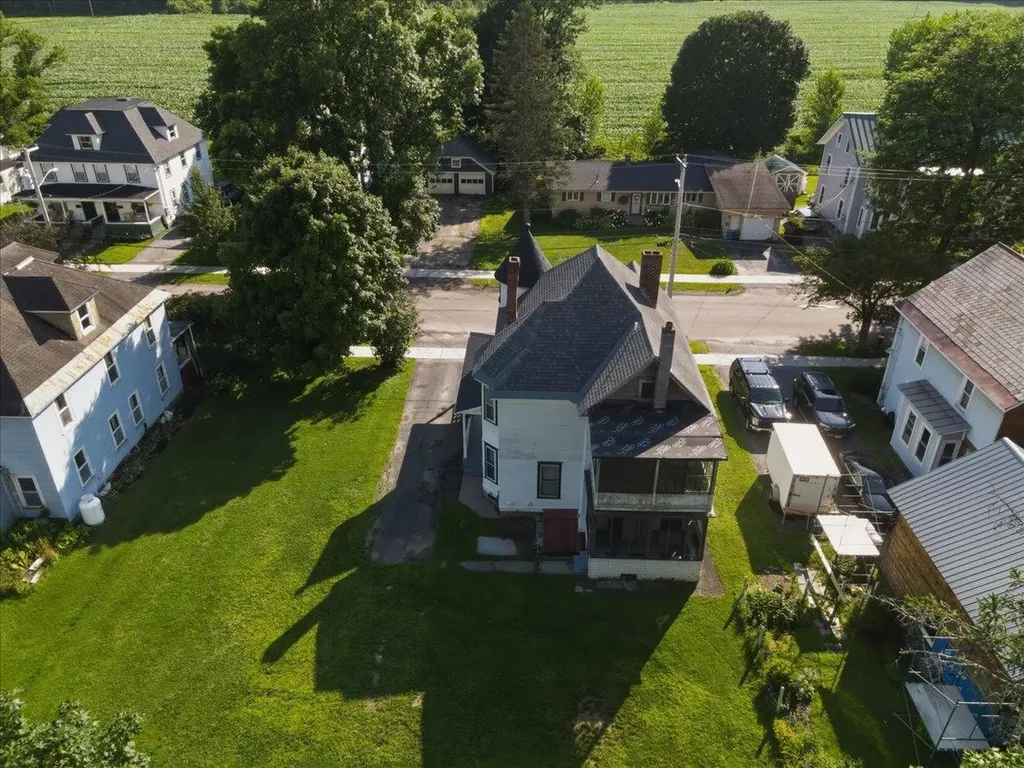 18 Randall Street Waterbury VT 05676