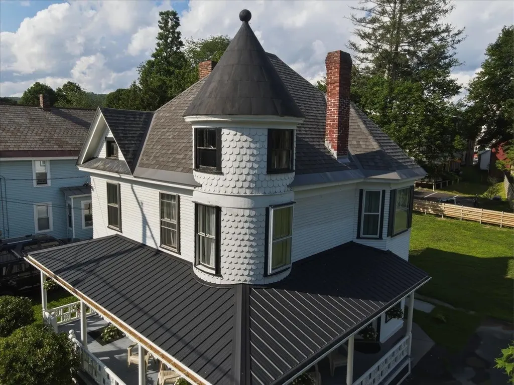 18 Randall Street Waterbury VT 05676