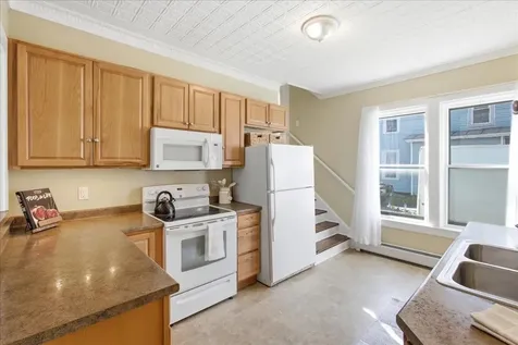 18 Randall Street Waterbury VT 05676