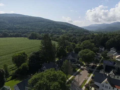 18 Randall Street Waterbury VT 05676