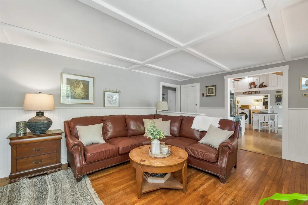 506 N Main Street Wolfeboro NH 03894
