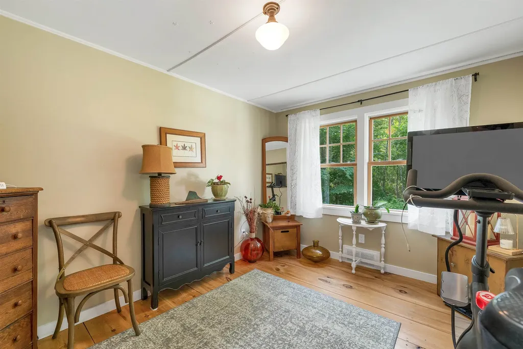 506 N Main Street Wolfeboro NH 03894