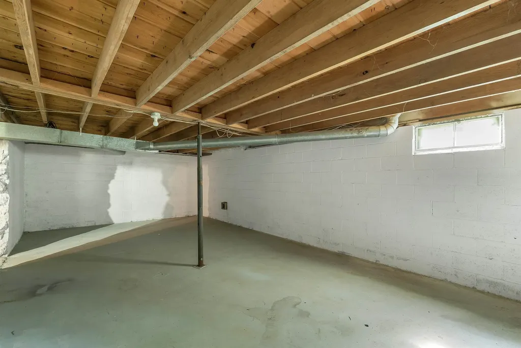 506 N Main Street Wolfeboro NH 03894