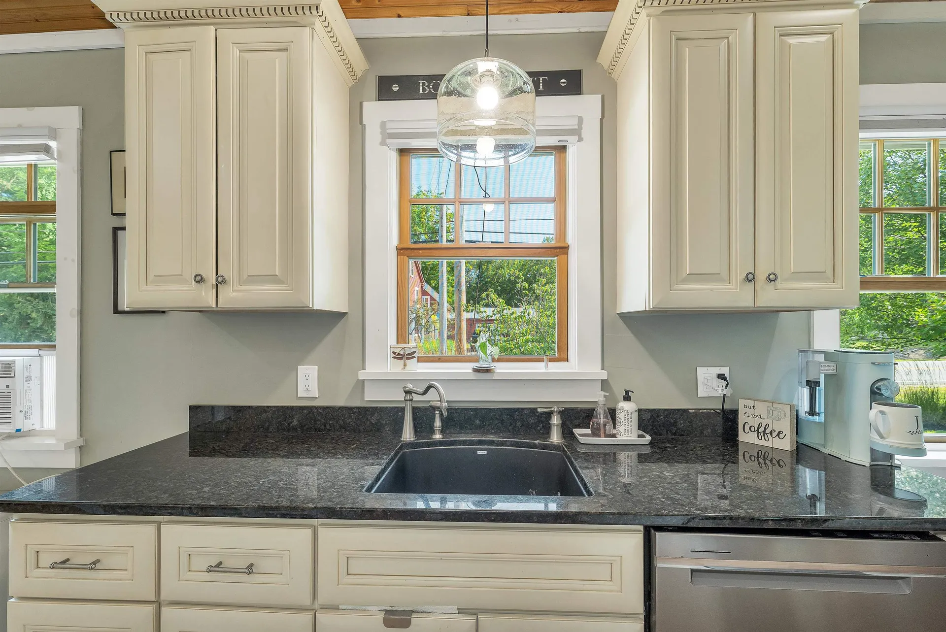 506 N Main Street Wolfeboro NH 03894