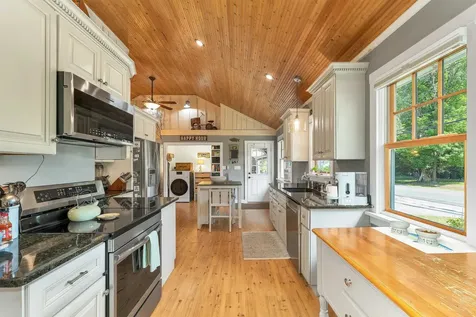 506 N Main Street Wolfeboro NH 03894