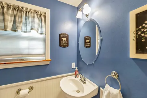 86 Avery Hill Road Alton NH 03810