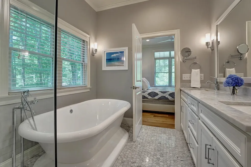8 Old Ferry Landing Road Rye NH 03870