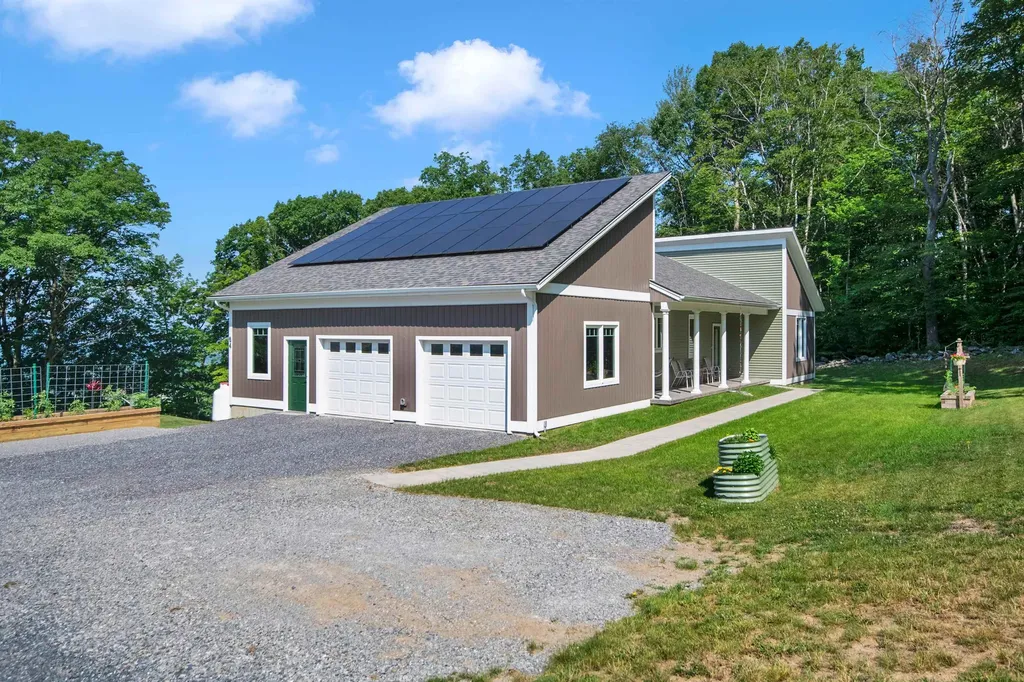 64 Rhubarb Ridge Road St. Albans Town VT 05478-0
