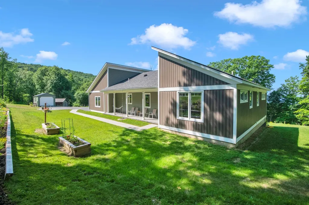 64 Rhubarb Ridge Road St. Albans Town VT 05478-0