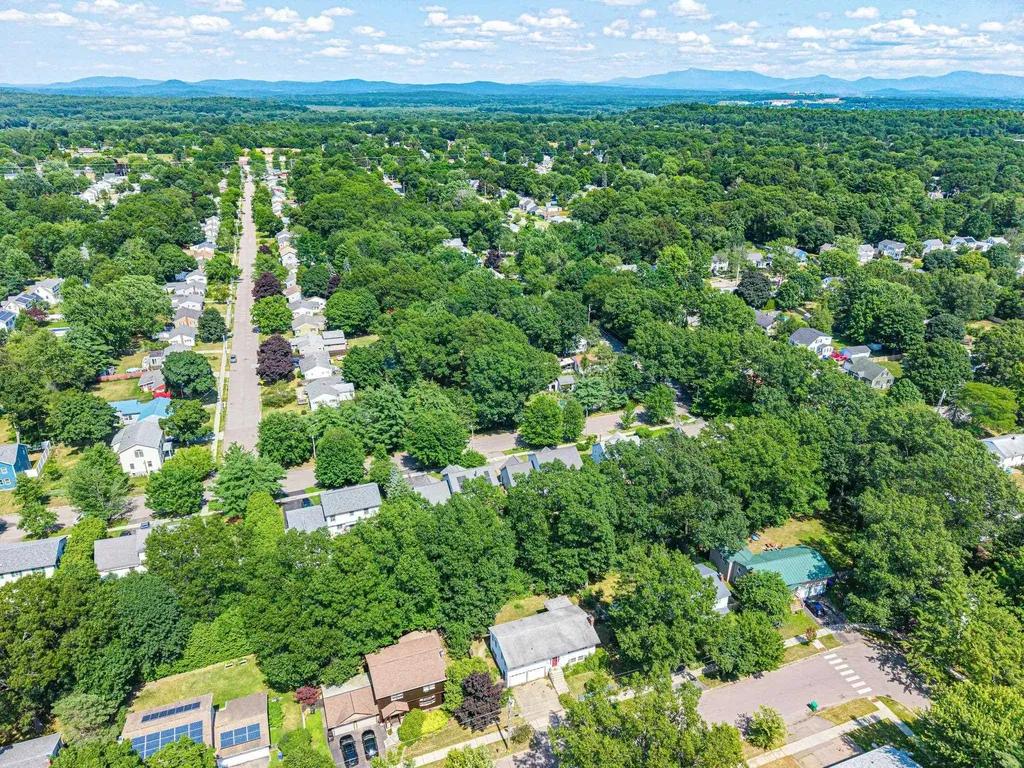 88 Pleasant Avenue Burlington VT 05408