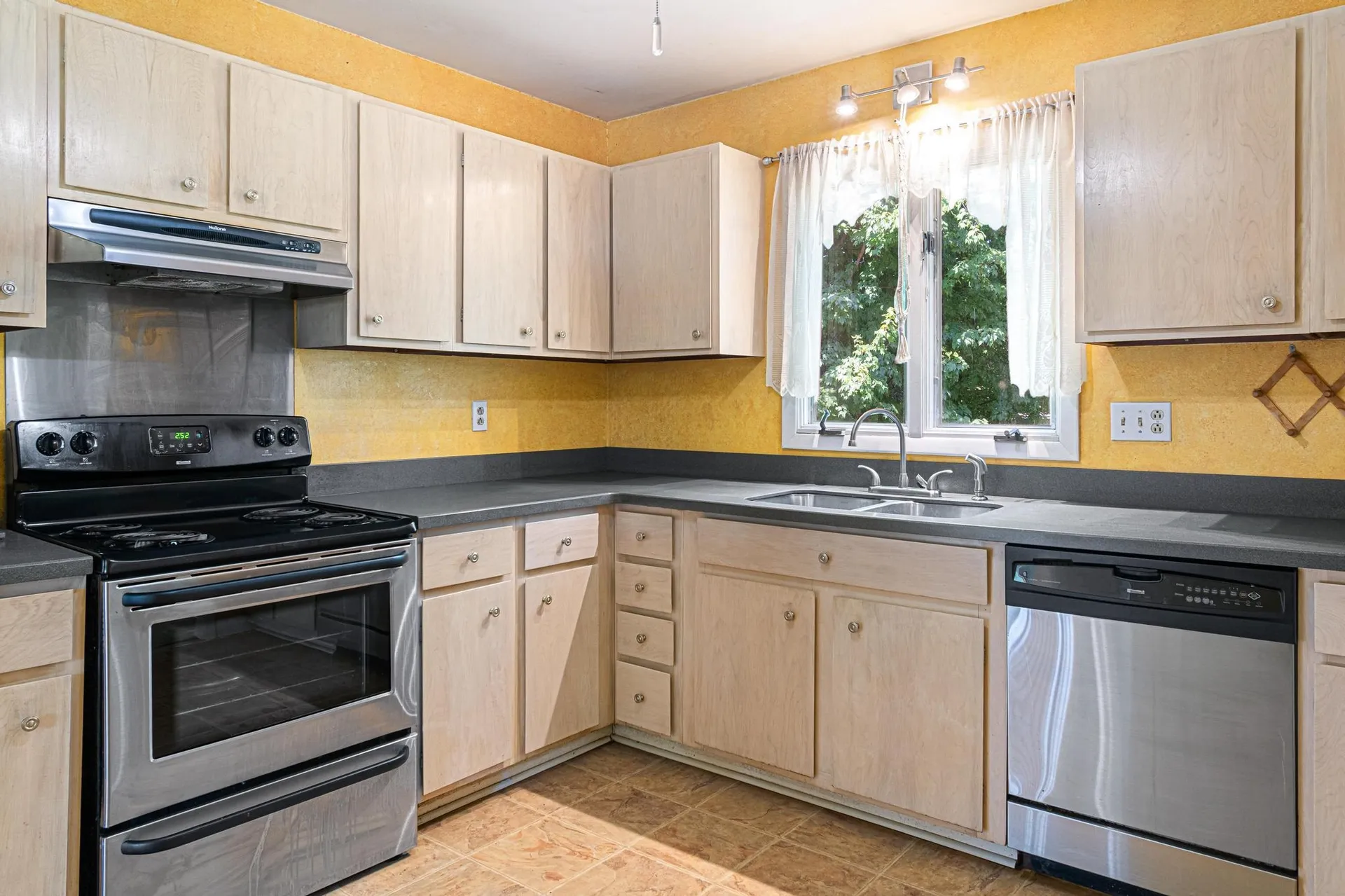 88 Pleasant Avenue Burlington VT 05408