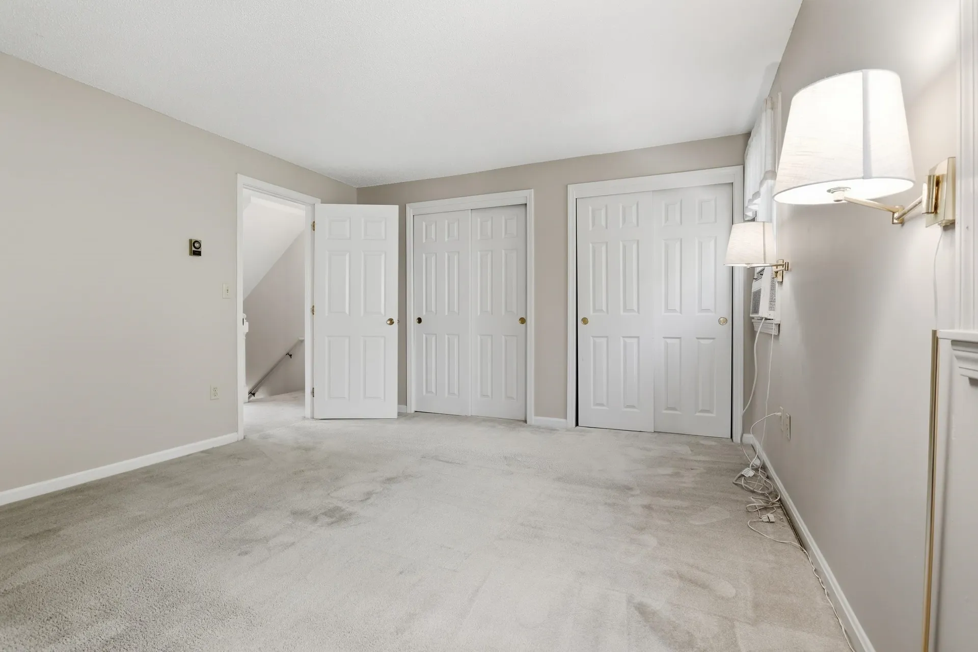 17 Oakwood Circle Goffstown NH 03045
