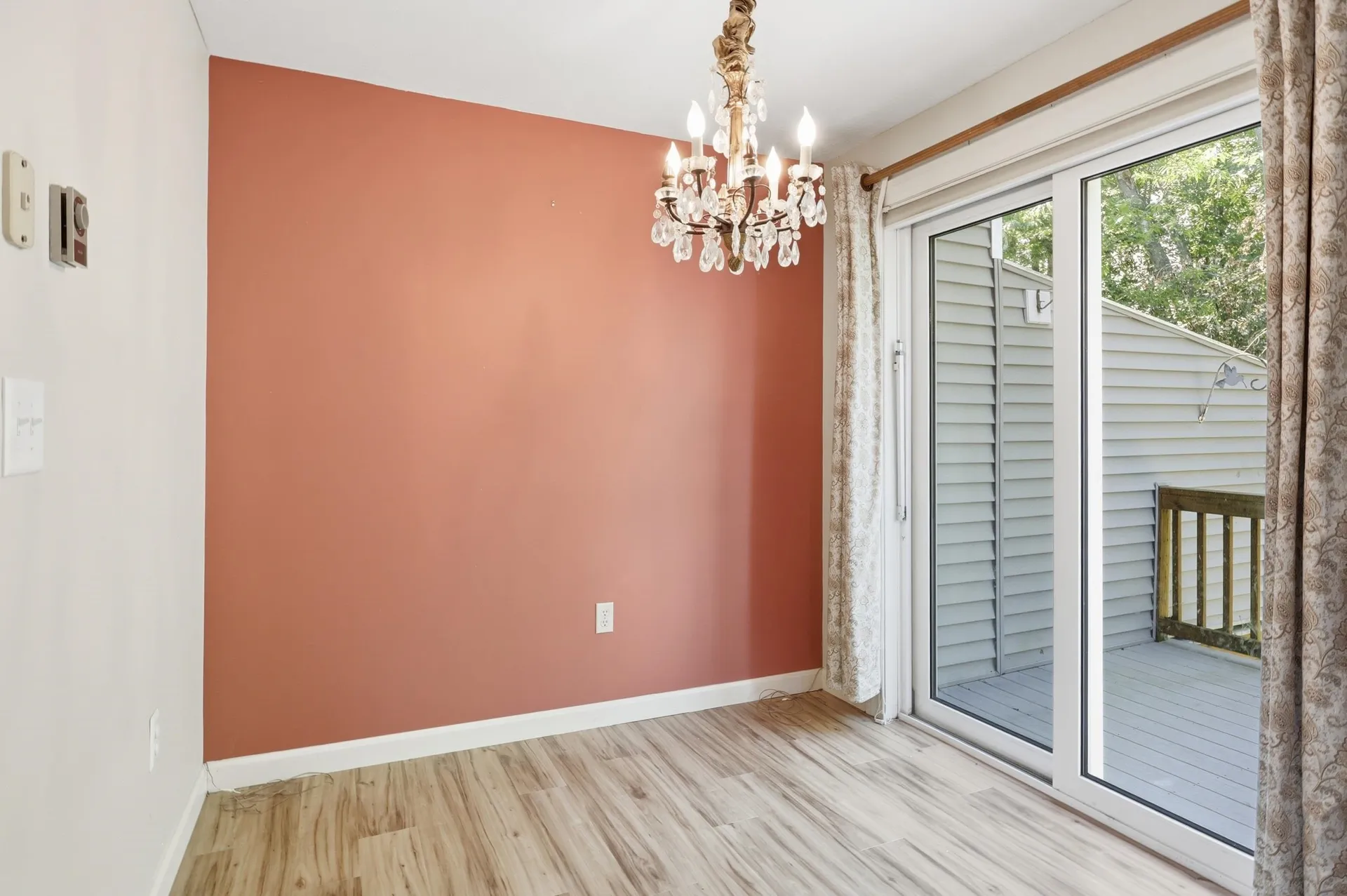 17 Oakwood Circle Goffstown NH 03045