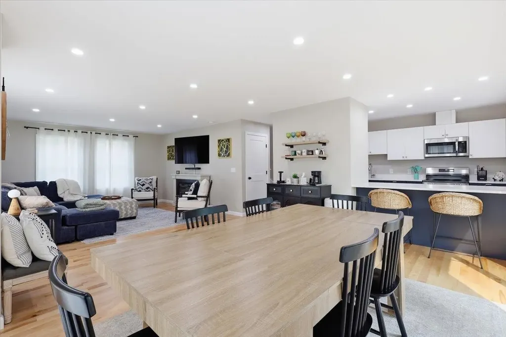 61 Grey Meadow Drive Burlington VT 05408