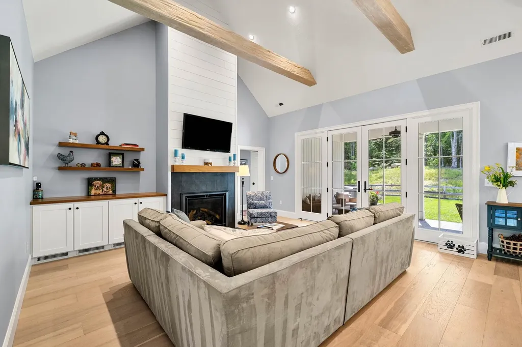 28 Brynn Lane Alton NH 03809