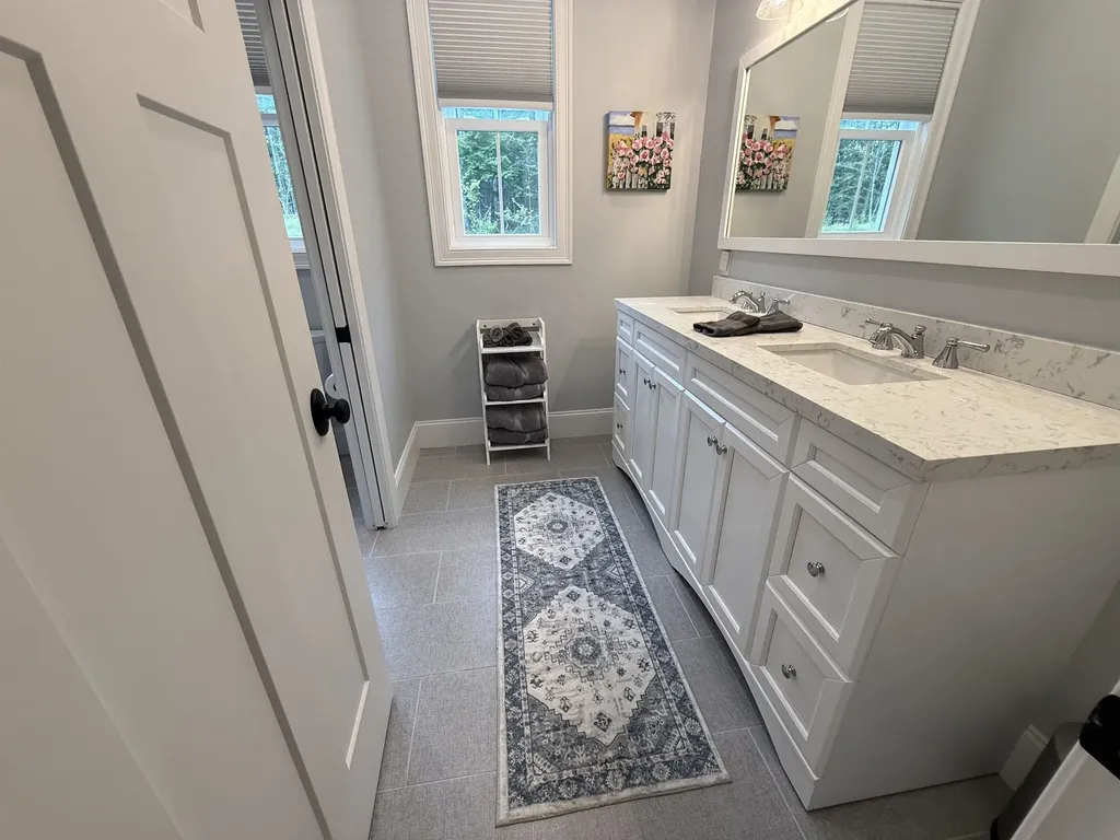 28 Brynn Lane Alton NH 03809