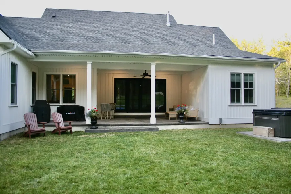 28 Brynn Lane Alton NH 03809