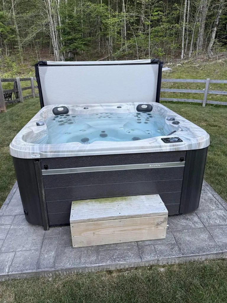 28 Brynn Lane Alton NH 03809