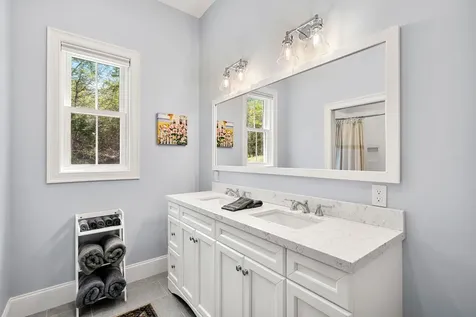 28 Brynn Lane Alton NH 03809