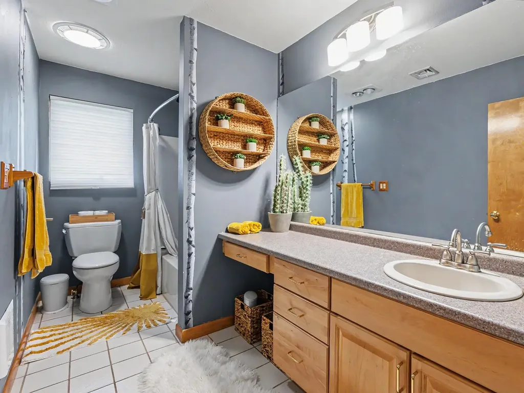 7 Hastings Lane Nashua NH 03064