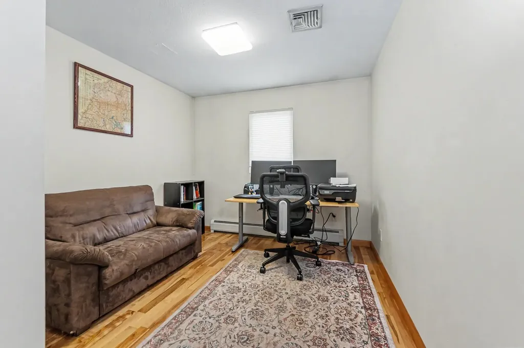 7 Hastings Lane Nashua NH 03064