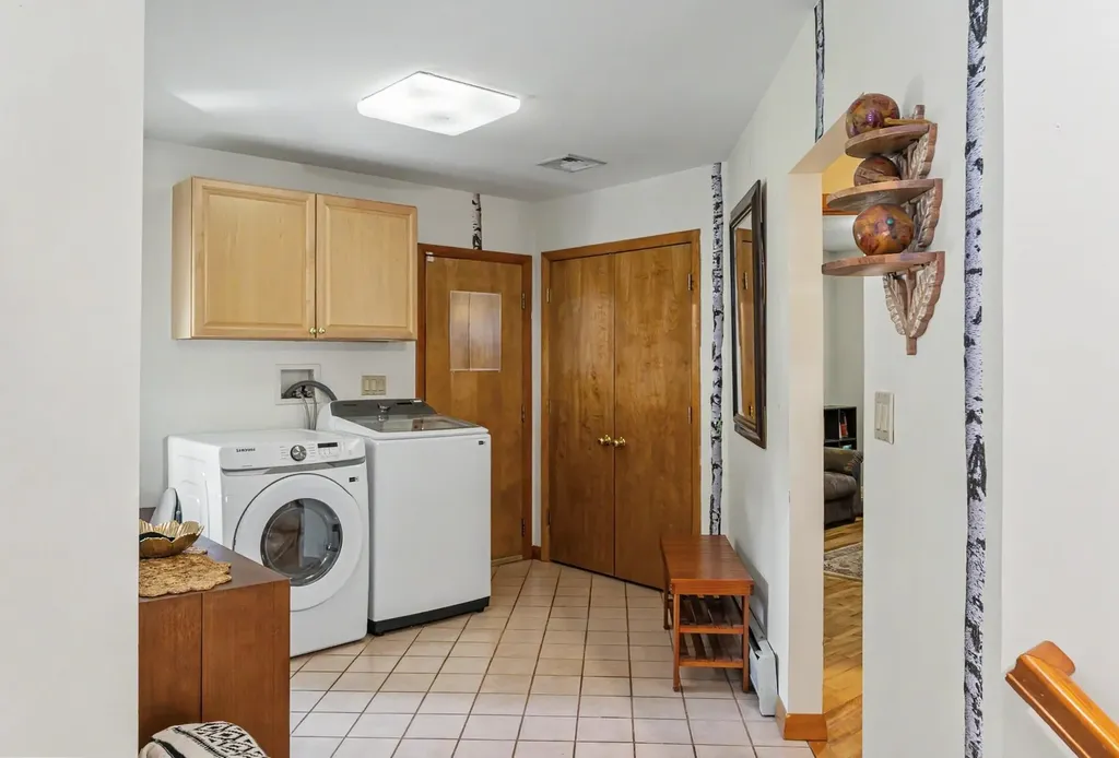 7 Hastings Lane Nashua NH 03064