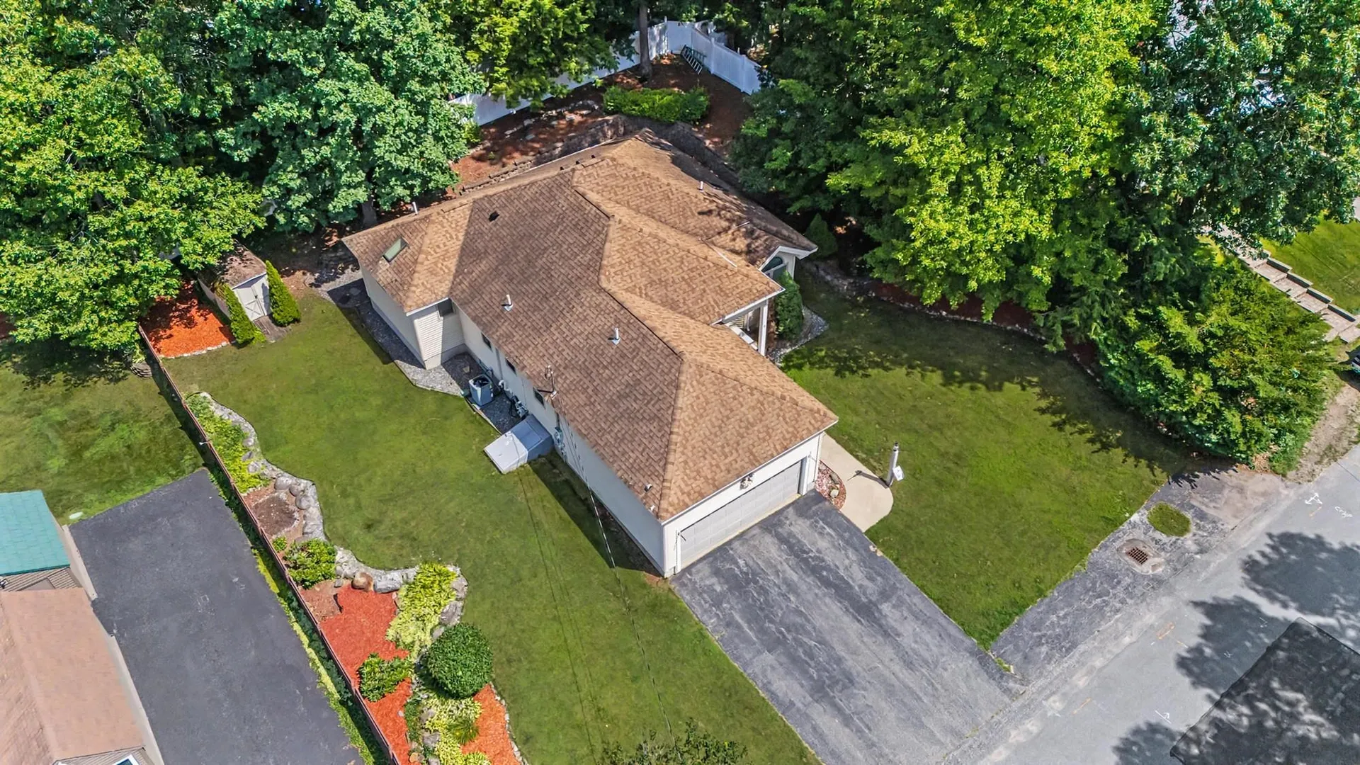 7 Hastings Lane Nashua NH 03064