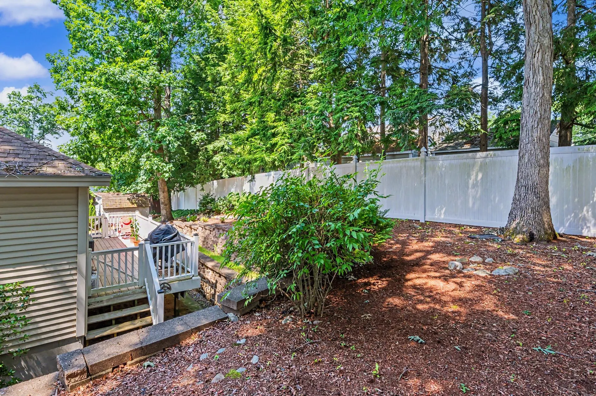 7 Hastings Lane Nashua NH 03064