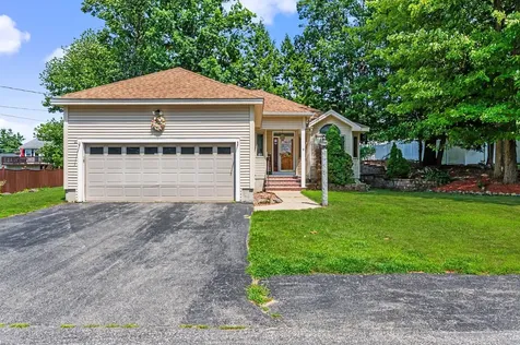 7 Hastings Lane Nashua NH 03064