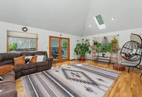 7 Hastings Lane Nashua NH 03064
