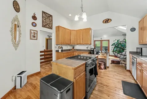 7 Hastings Lane Nashua NH 03064