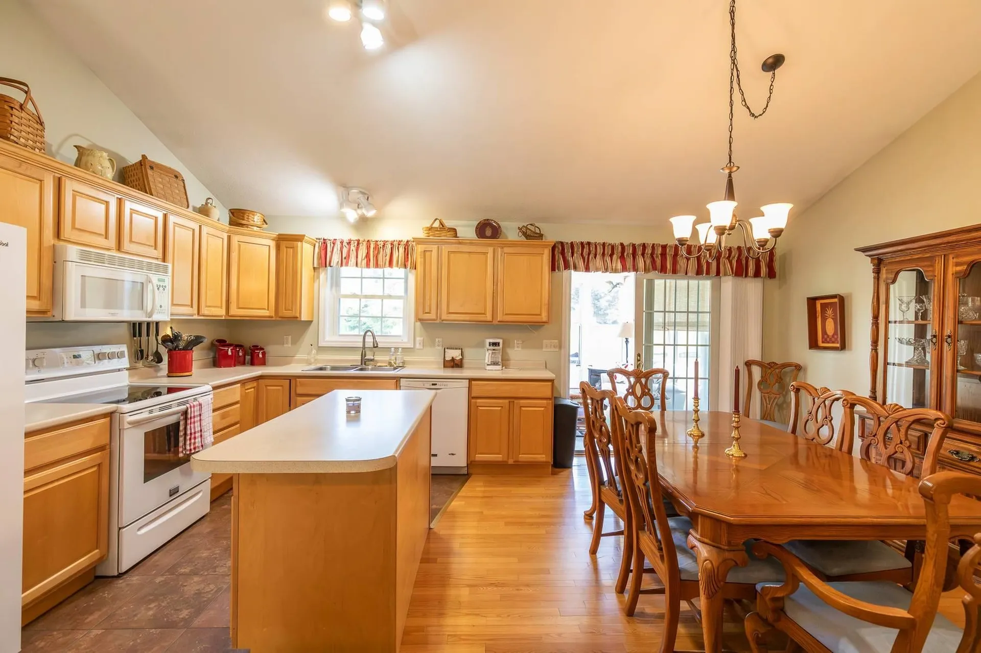 42 South Road Swanzey NH 03446