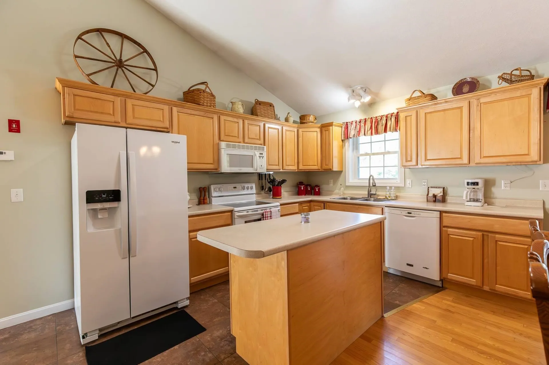 42 South Road Swanzey NH 03446