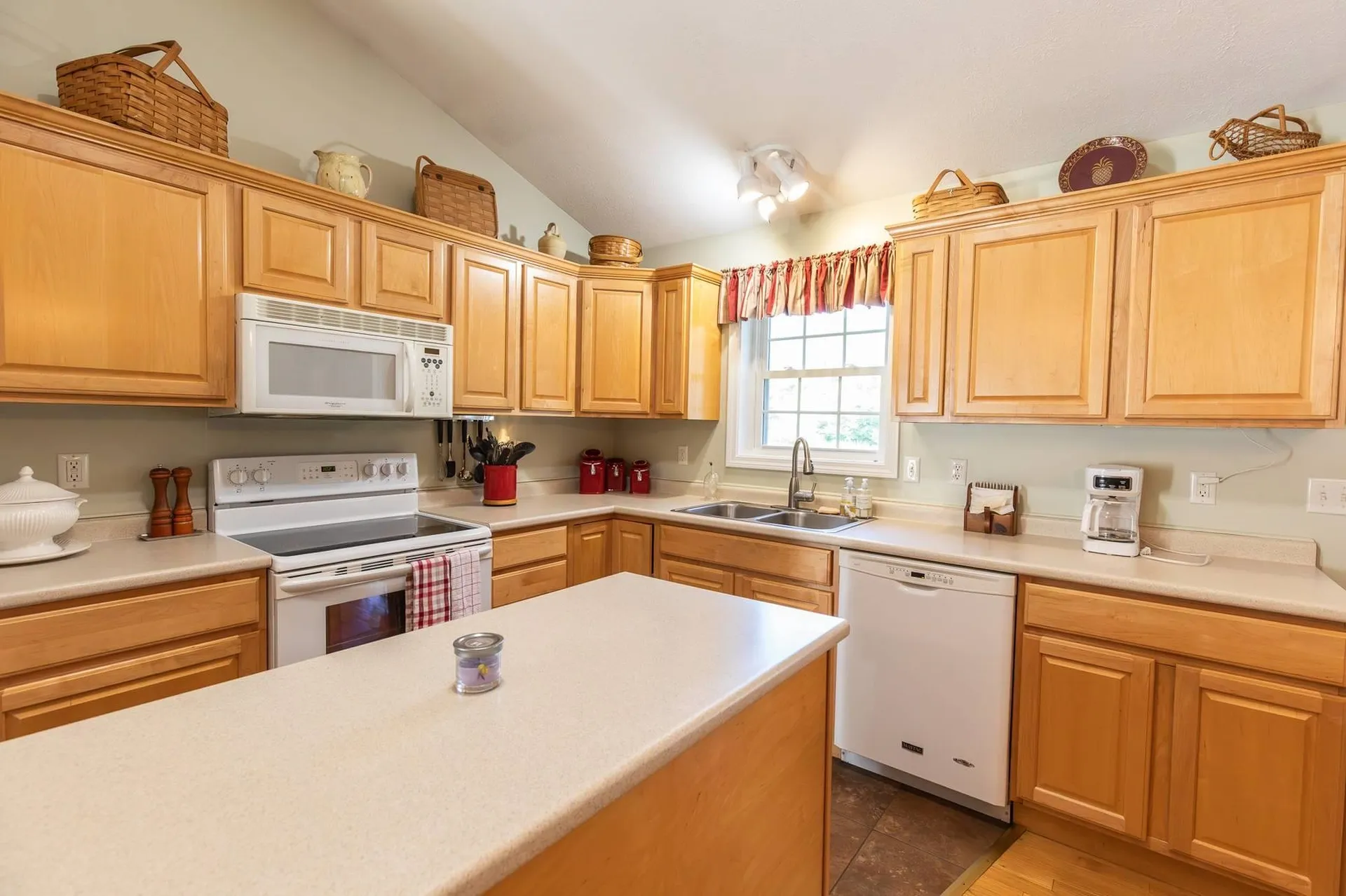 42 South Road Swanzey NH 03446