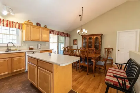 42 South Road Swanzey NH 03446